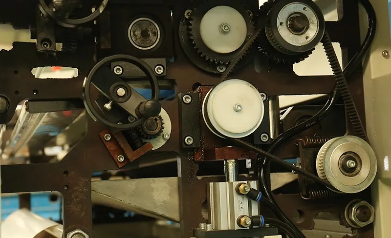 Flood UV coating machine for advertising