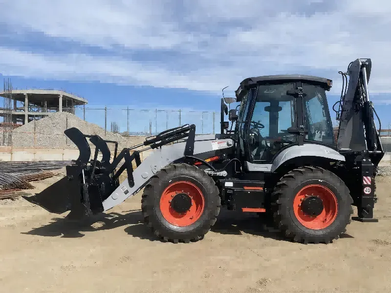 What’s the Difference Between a Backhoe and a Backhoe Loader?