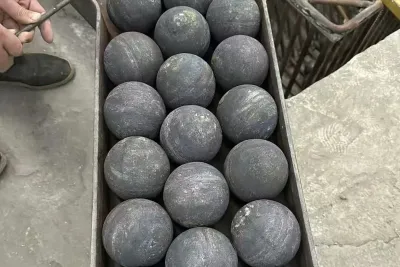 The Production Of Flawless 3 Inch Grinding Ball.